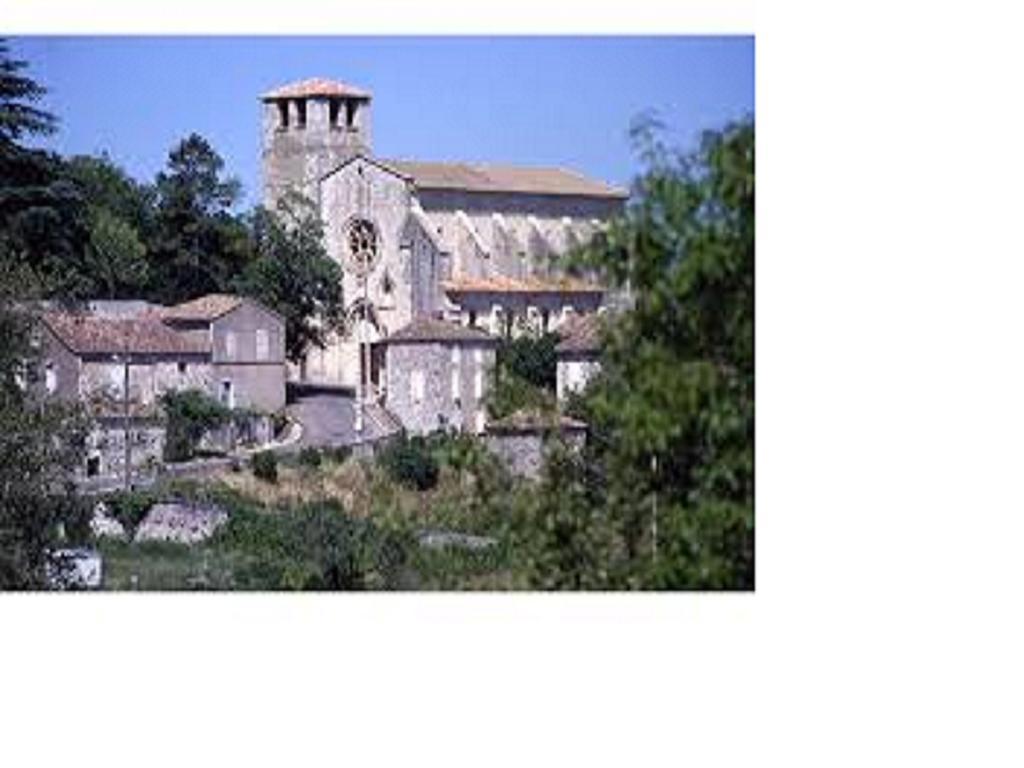 Hotel Au Charme Du Levat Saint Paul de Loubressac Exterior foto